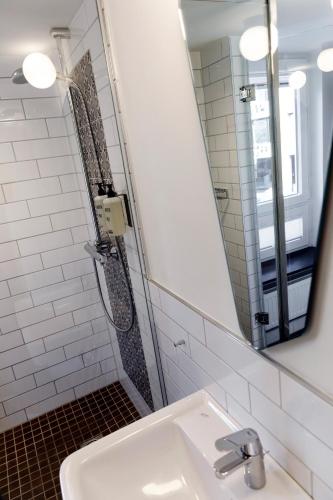 KONCEPT HOTEL Zum Kostbaren Blut – Cologne, IA