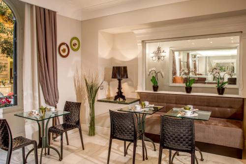 Ludovisi Palace Hotel - image 13