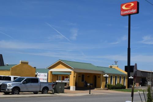 Econo Lodge Jonesboro - image 8