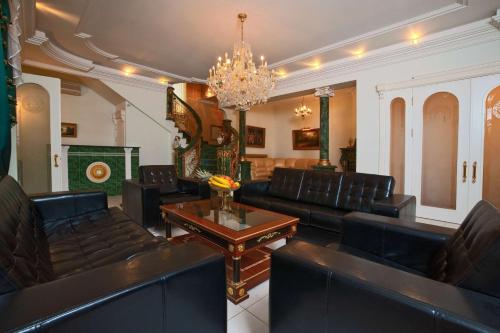 Tip Top Hotel