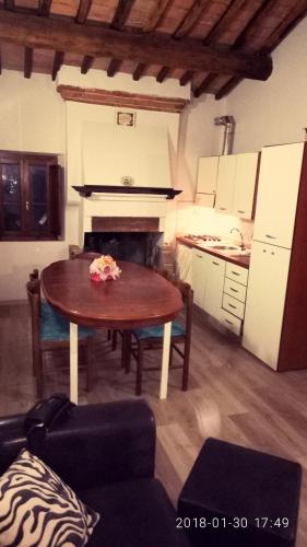 virtuve, Casolare Toscano in Lorencana