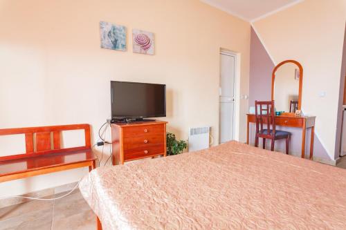 Apartment Vongola Sunset - image 9