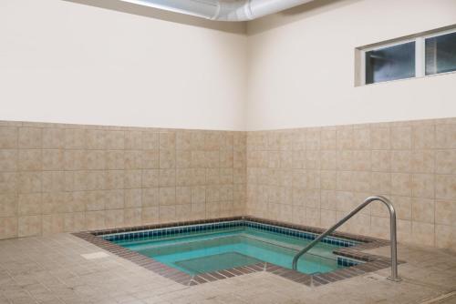 Microtel Inn & Suites by Wyndham Springfield in Springfield, USA