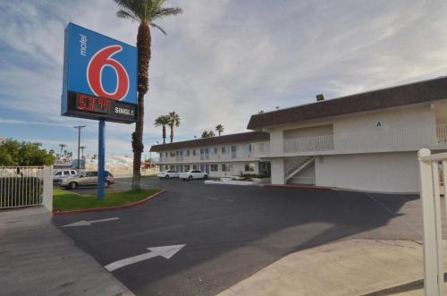 Motel 6-Indio, CA - Palm Springs