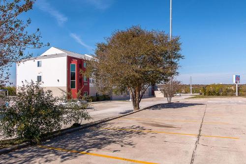 Motel 6-San Antonio, TX - Downtown - Alamo Dome