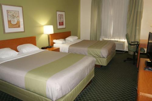 Motel 6-Anderson, IN - Indianapolis Motel 6 Indianapolis Anderson is conveniently located in the popular Anderson area. Both business travelers and tourists can enjoy the hotels facilities and services. Take advantage of the hotels 24