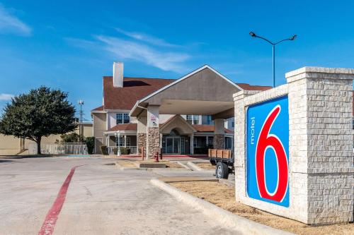 Motel 6-North Richland Hills, TX - NE Fort Worth