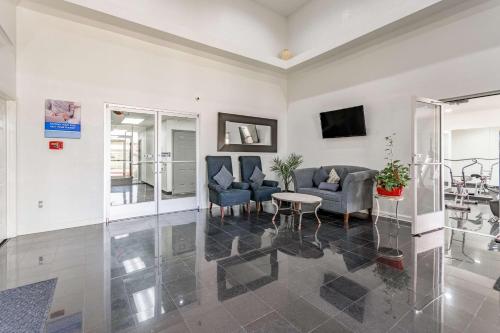 Előcsarnok, Studio 6 Dallas, TX in Északnyugat-Dallas