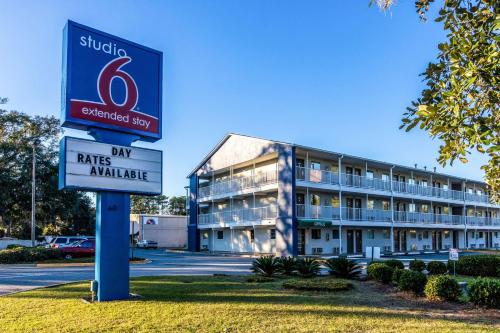 Studio 6 Extended Stay - Savannah, Ga - Savannah, GA