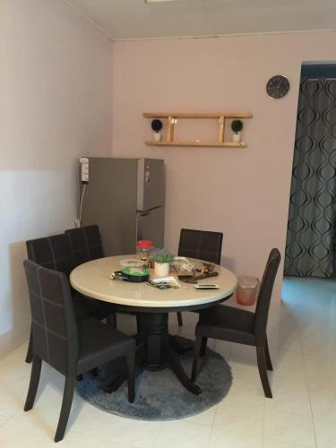 Ipoh homestay in Lahat