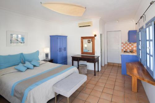 Meltemi Luxury Suites - image 9