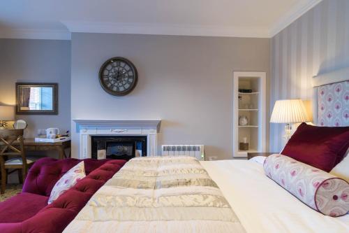 Greyhound Inn Wilton - image 3