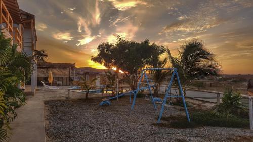 El Gran Velero in Los Organos