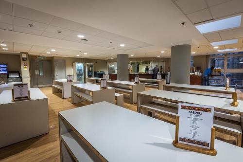 Food and beverages, LSE High Holborn Residence in London