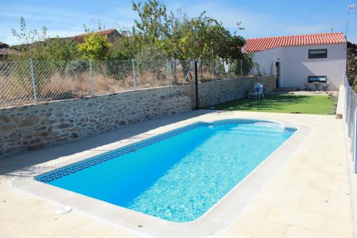Peldbaseins, Curral D Avo Turismo Rural & SPA in Cacarelhos