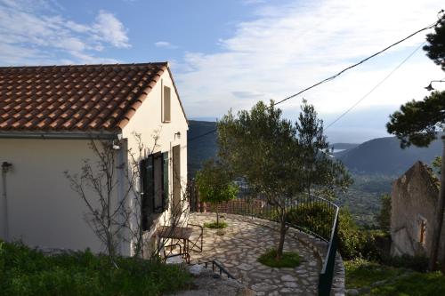 Fassoulou's cottage - Location saisonnière - Exoyí
