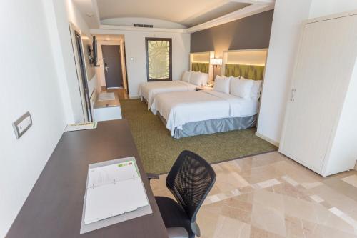 Holiday Inn Queretaro Zona Diamante by IHG in Querétaro, Mexico