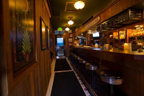 McMenamins Gearhart Hotel - 바/라운지