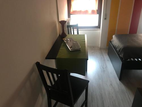 Itremoschettieri – Bologna, KY