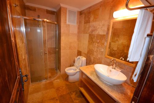 Triple Duplex Room