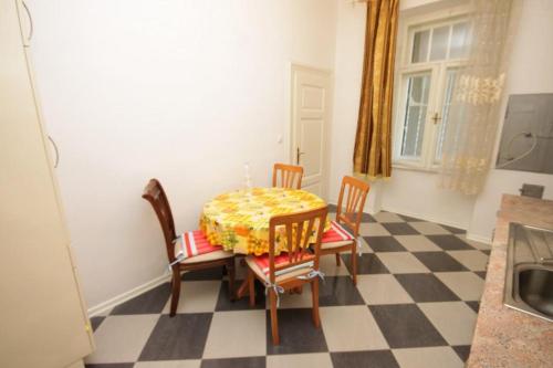 Two-Bedroom Apartment with Balcony image 2