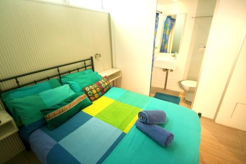 room detail thumbnail 0