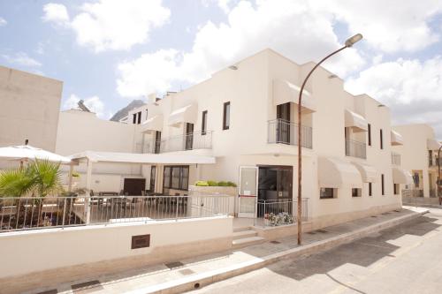 Alaba Hotel - image 5