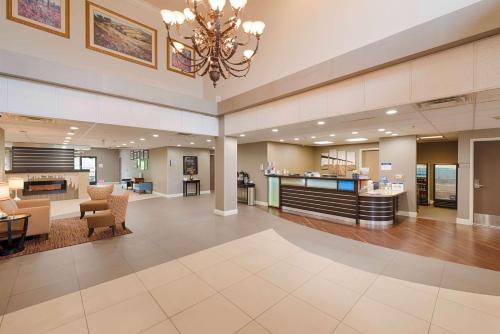 . Best Western Plus Delta Inn & Suites