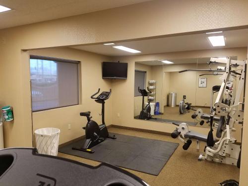 Best Western Plus Rivershore Hotel