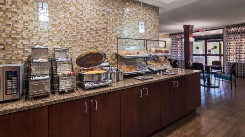 Best Western Plus Galleria Inn & Suites - image 10
