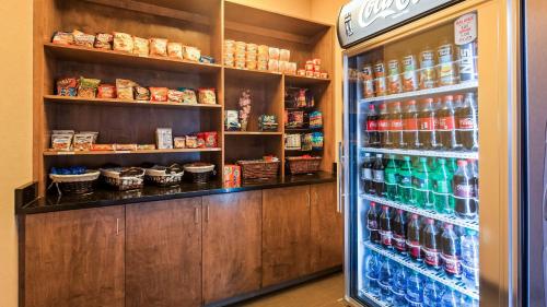 Best Western Plus Atrium Inn & Suites - image 6