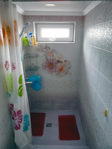 Bathroom, Tian-Shan Guest House in Balykchy