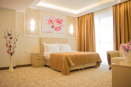 Goldhan Hotel - image 7