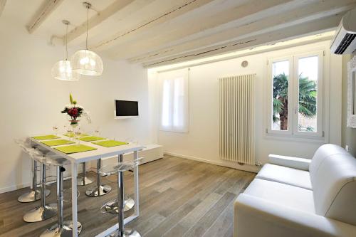 Friendly Cannaregio Apartments - image 3