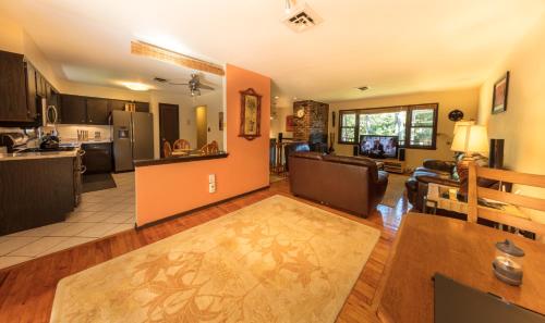 Hamptons near US Open nice 4 Queen bdr,Billiard, CAC,BBq, call for disc in Hemptonbeja (NY)