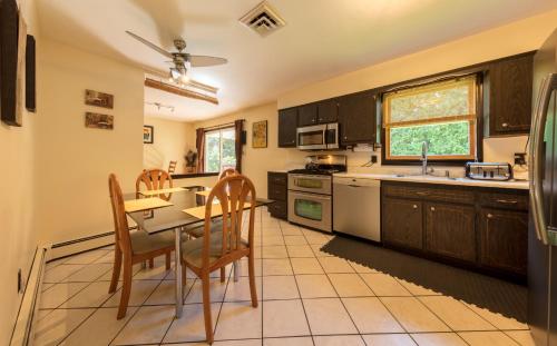 Hamptons near US Open nice 4 Queen bdr,Billiard, CAC,BBq, call for disc in Hemptonbeja (NY)