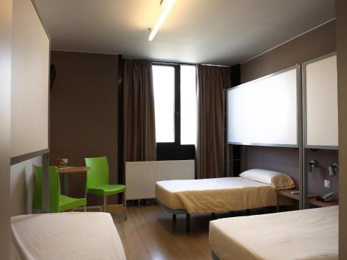 Quadruple Room (4 Adults)