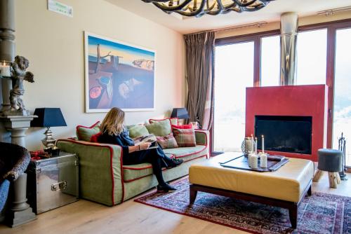 Forest Suites Boutique Hotel - image 4