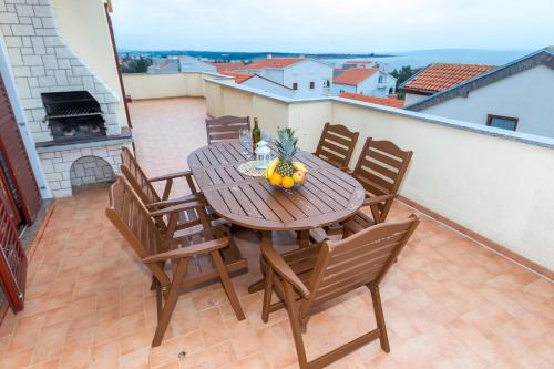 Facilities, Maru Apartments in Novalja