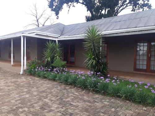 Balfour Lodge in Balfour