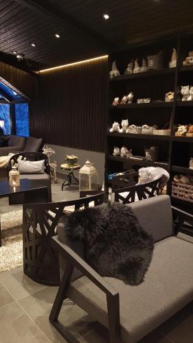 北極圈聖誕老人冰屋 (Santa's Igloos Arctic Circle) in 盧瓦聶米