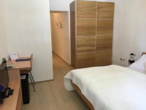 Hotel Wiener Kindl - image 6