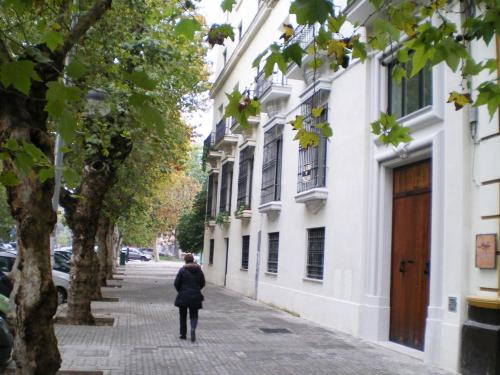 Apartamentos Murallas de Sevilla - image 5