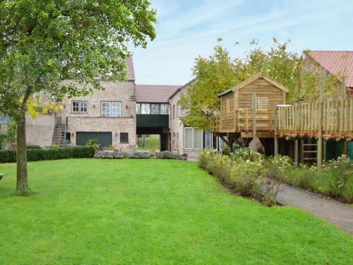  Modern Holiday Home in Gingelom with Jacuzzi, Unterkunft in Gingelom