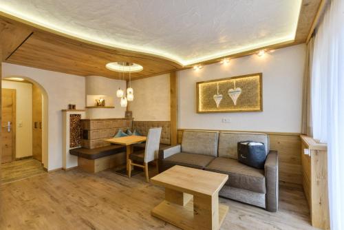 Oberlechtaler Hof Boutique Hotel - image 4