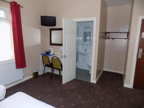 The Beechfield Hotel - image 8
