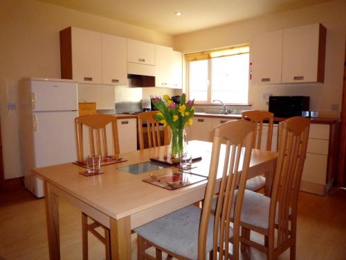 Innisfallen Holiday Homes - main image
