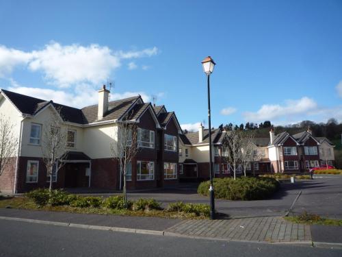 Innisfallen Holiday Homes - image 10
