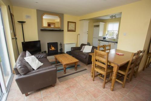 Willow Grove Holiday Homes No. 3 - image 9