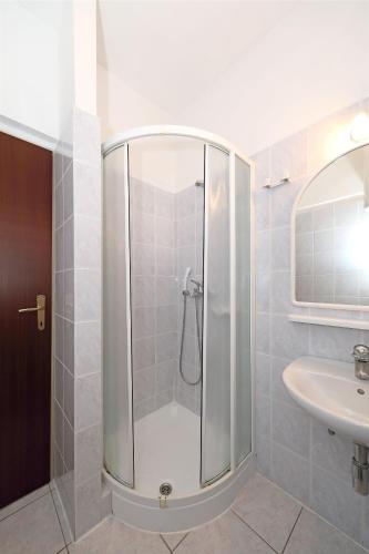 Apartments Davorka - image 7